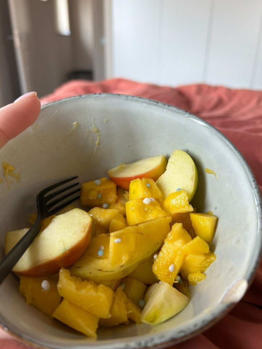 Fruitbakje gemaakt door Naviva Kraamverzorgende voor de moeder van Pasgeboren baby Abe.