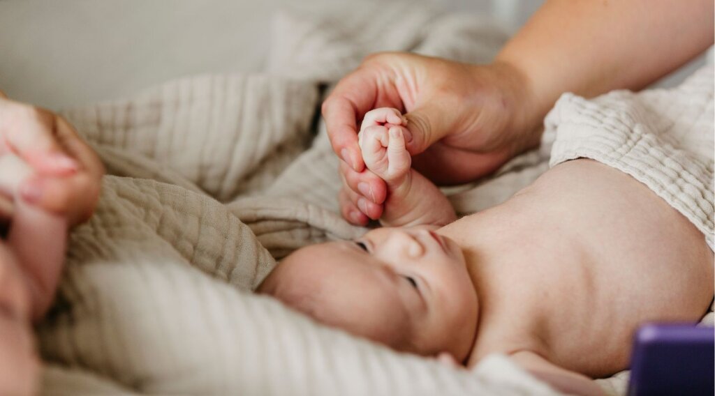 Babymassage Naviva Kraamzorg.