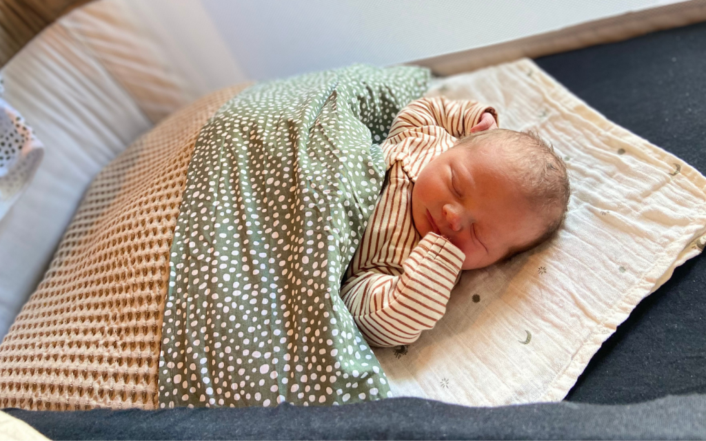 baby voor naviva kraamzorg.